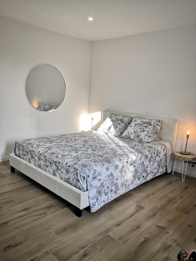 Studio Moderne, Place Parking Prive, Emplacement Ideal A 100 M Du Lac. Annecy Exterior foto
